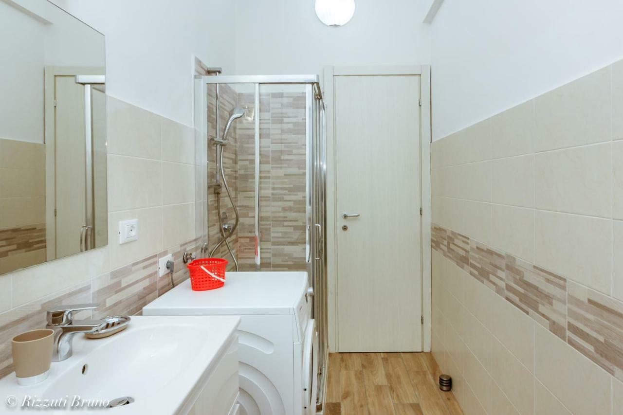 Happy House Savona Exterior foto