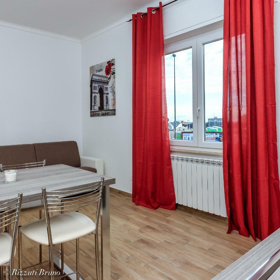 Happy House Savona Exterior foto